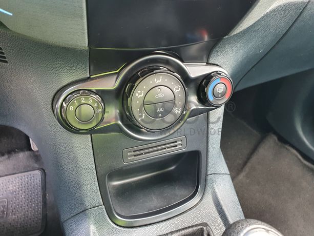 Ford Fiesta · Ano 2010