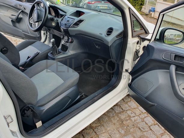 Ford Fiesta · Ano 2010