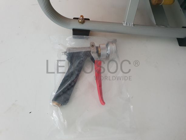 GRUPO PULVERIZADOR · MOTOR