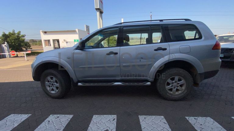 Mitsubishi Pajero Sport · Ano 2010