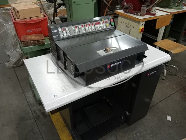 Máquina de Facear · Máquina de Timbrar