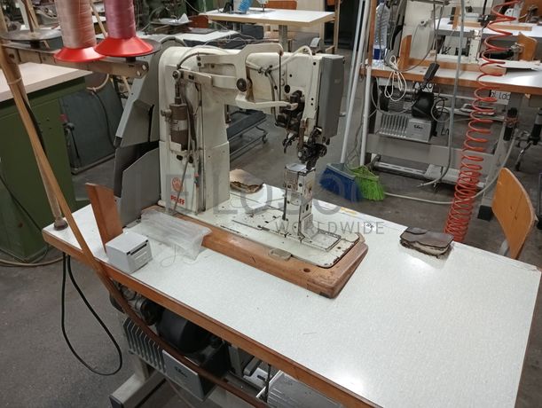 Máquinas de Coluna Alta · Máquina de Furar · Máquina de Ilhoses