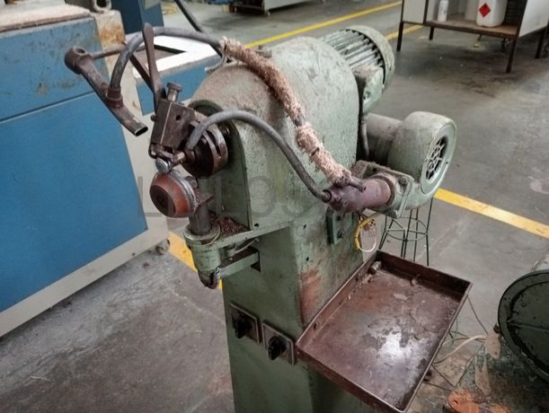 Material Informático · Equipamento de Escritório · Amostras de Calçado · Maquinaria