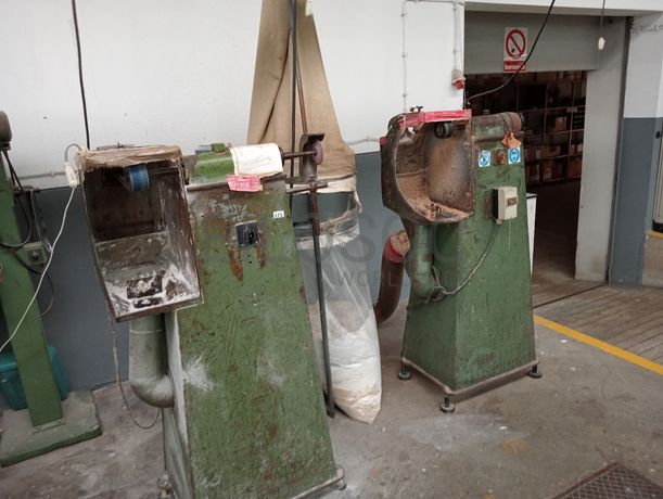 Material Informático · Equipamento de Escritório · Amostras de Calçado · Maquinaria