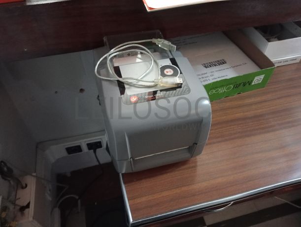 Material Informático · Equipamento de Escritório · Amostras de Calçado · Maquinaria