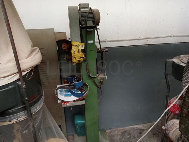 Material Informático · Equipamento de Escritório · Amostras de Calçado · Maquinaria