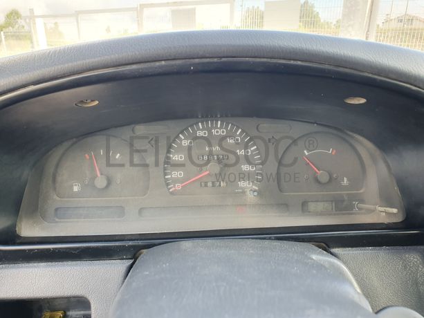 Nissan Pick Up · Ano 1998