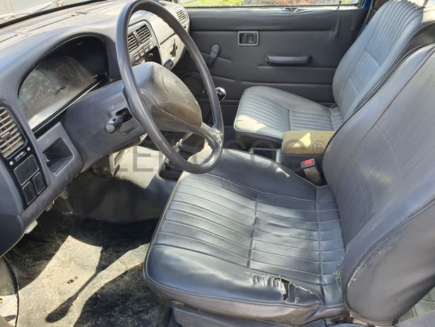 Nissan Pick Up · Ano 1998