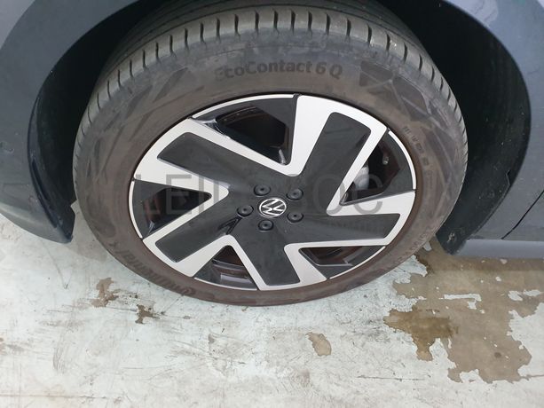 Volkswagen ID Buzz Totalmente Elétrica · Ano 2023