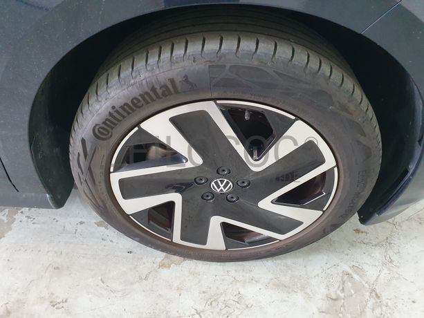 Volkswagen ID Buzz Totalmente Elétrica · Ano 2023