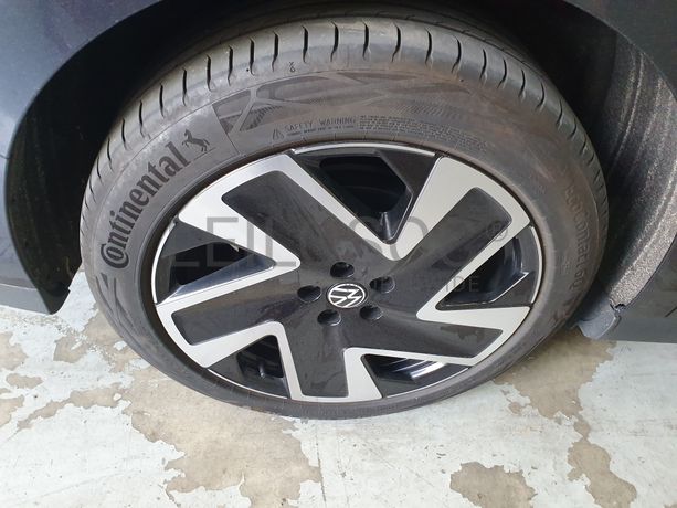 Volkswagen ID Buzz Totalmente Elétrica · Ano 2023