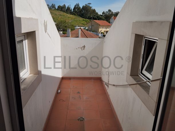 2 Moradias V4 + 2 Moradias V3 · Sintra