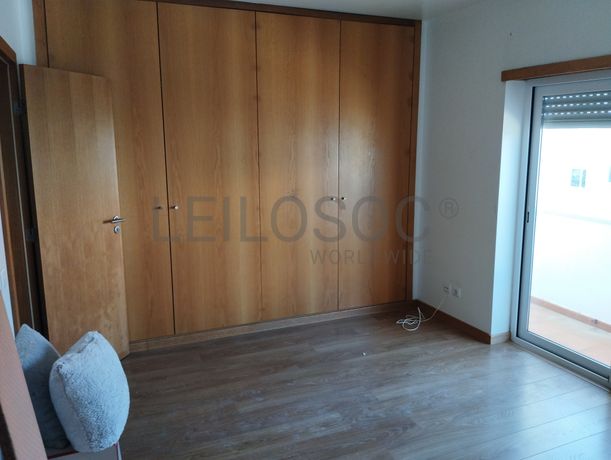 2 Moradias V4 + 2 Moradias V3 · Sintra