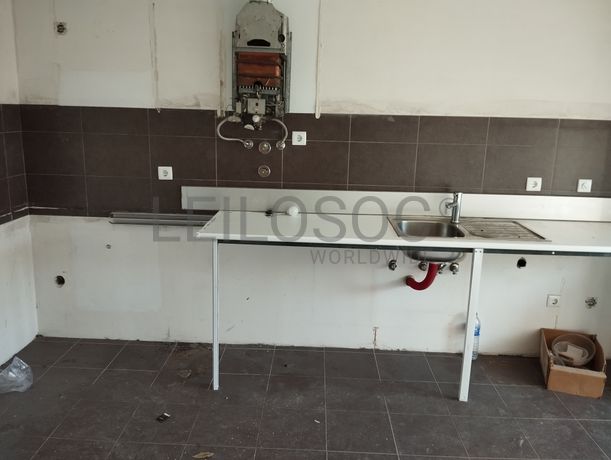 2 Moradias V4 + 2 Moradias V3 · Sintra