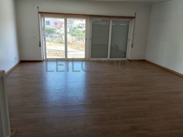 2 Moradias V4 + 2 Moradias V3 · Sintra