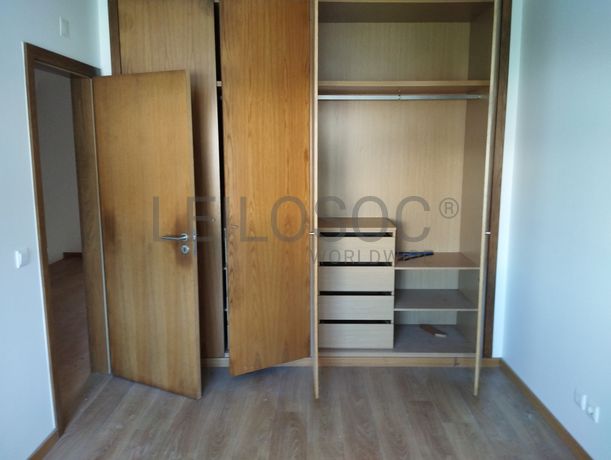 2 Moradias V4 + 2 Moradias V3 · Sintra