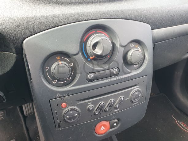 Renault Clio · Ano 2008