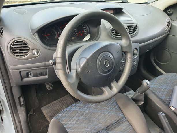 Renault Clio · Ano 2008