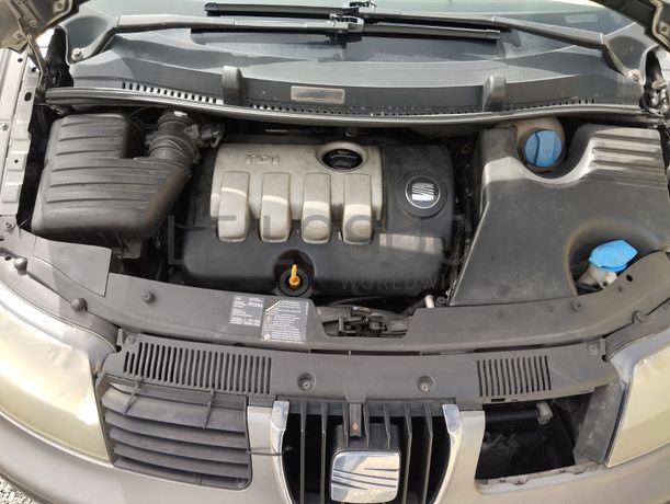 Seat Alhambra · Ano 2004