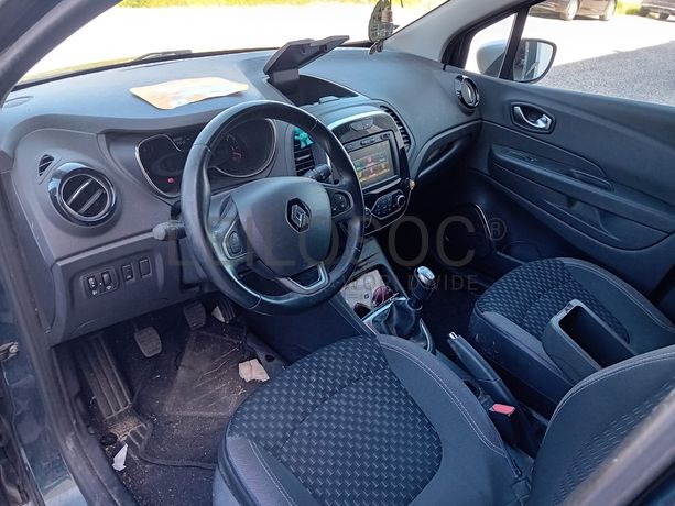 Renault Captur · Ano 2019