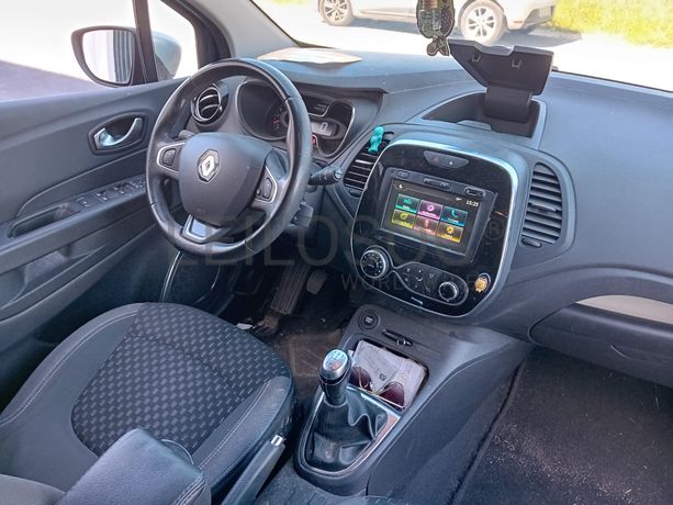 Renault Captur · Ano 2019