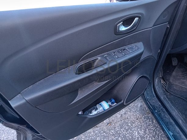 Renault Captur · Ano 2019