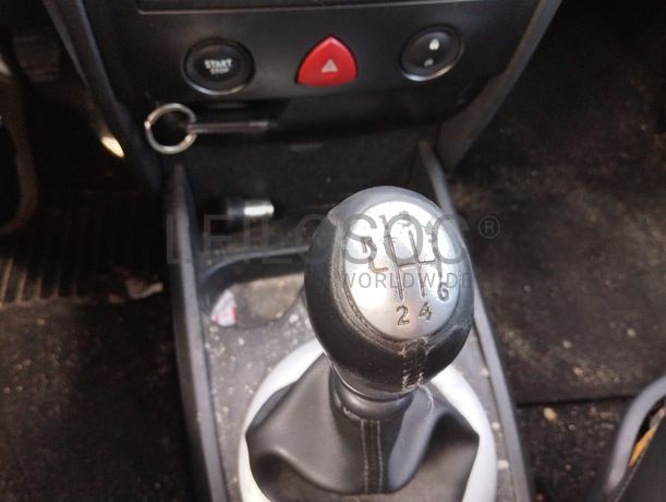 Renault Mégane 1.5 DCI · Ano 2006