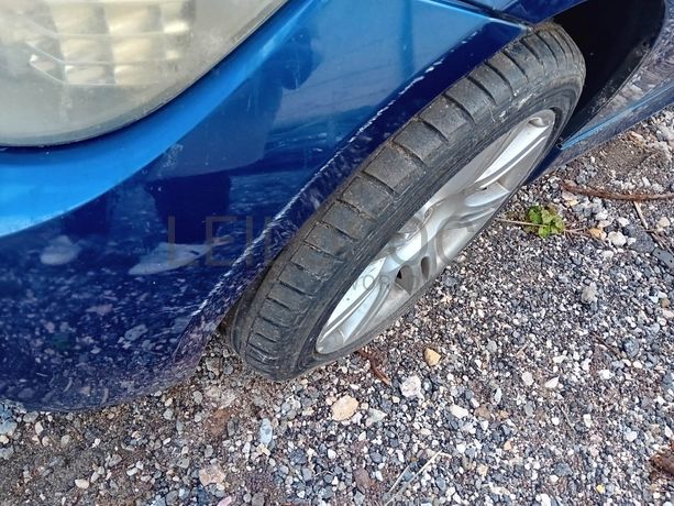 BMW 318D · Ano 2010