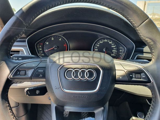 Audi A4 · Ano 2017