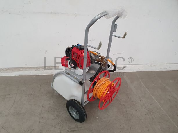 CARRINHO PULVERIZADOR AGROBOSS