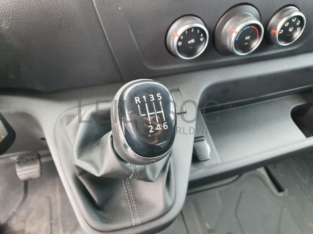 Opel Movano · Ano 2019