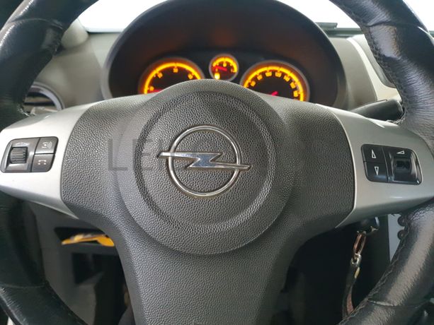 Opel Corsa · Ano 2007