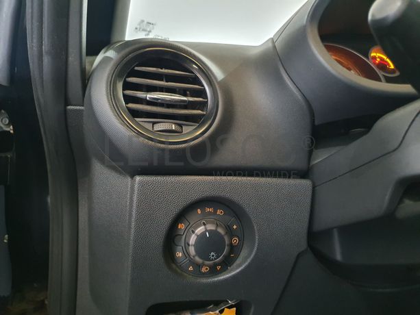 Opel Corsa · Ano 2007