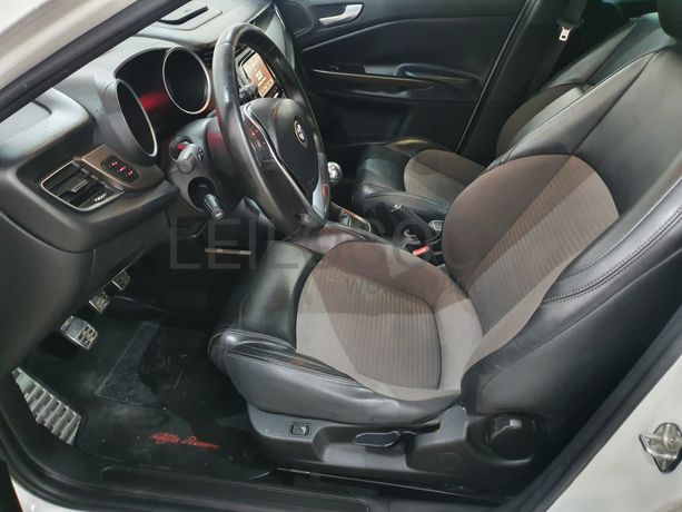 Alfa Romeo Giulietta · Ano 2014