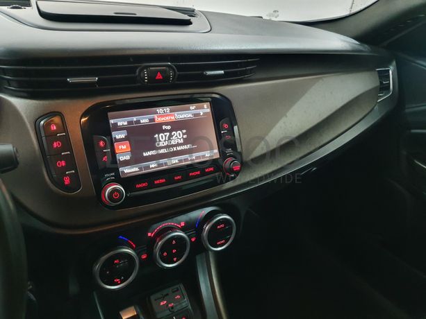 Alfa Romeo Giulietta · Ano 2014