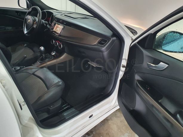 Alfa Romeo Giulietta · Ano 2014