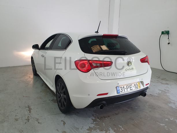 Alfa Romeo Giulietta · Ano 2014