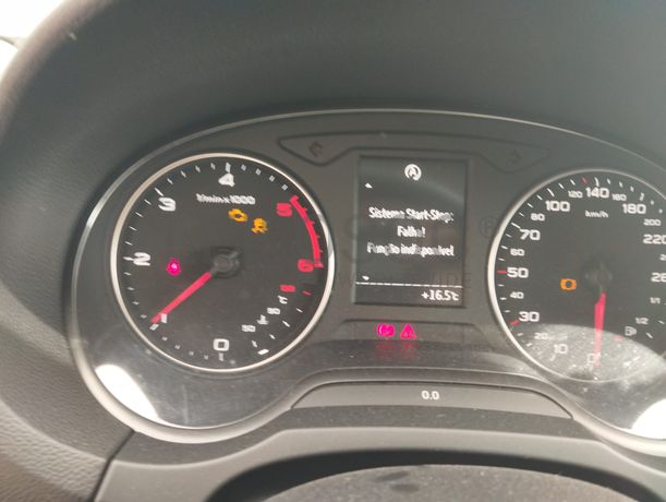 Audi A3 1.6 TDI · Ano 2014