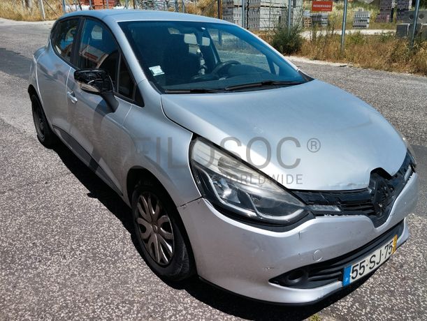 Renault Clio 1.5 DCI · Ano 2014