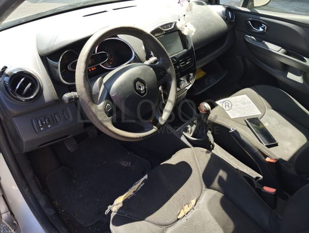 Renault Clio 1.5 DCI · Ano 2014