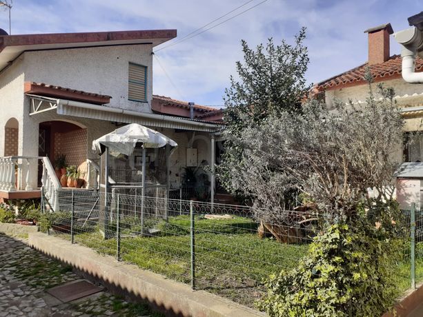 Armazém + Moradia · Albergaria-a-Velha, Aveiro