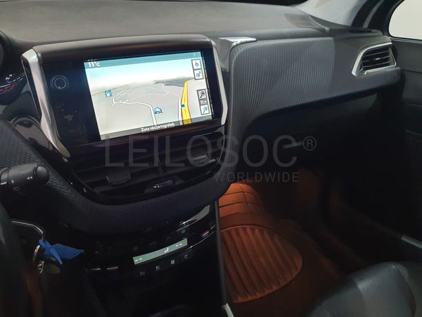 Peugeot 2008 · Ano 2014