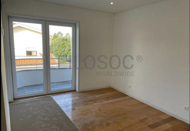 Moradia V4 · Monte da Virgem, Vila Nova de Gaia