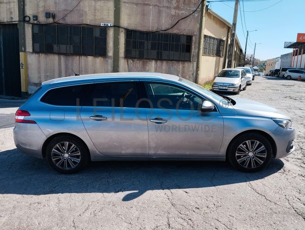 Peugeot 308 · Ano 2021