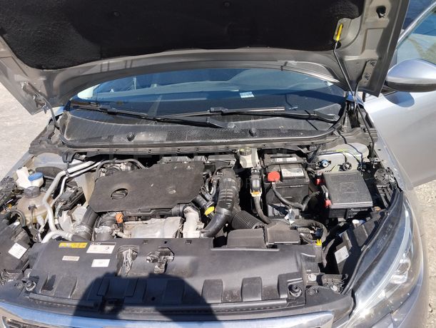 Peugeot 308 · Ano 2021