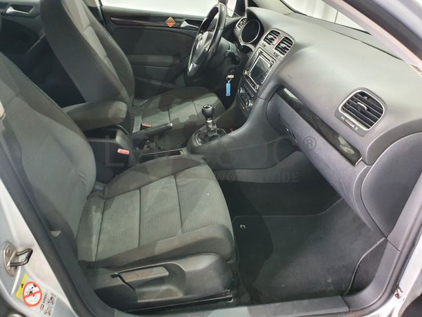 Volkswagen Golf · Ano 2009