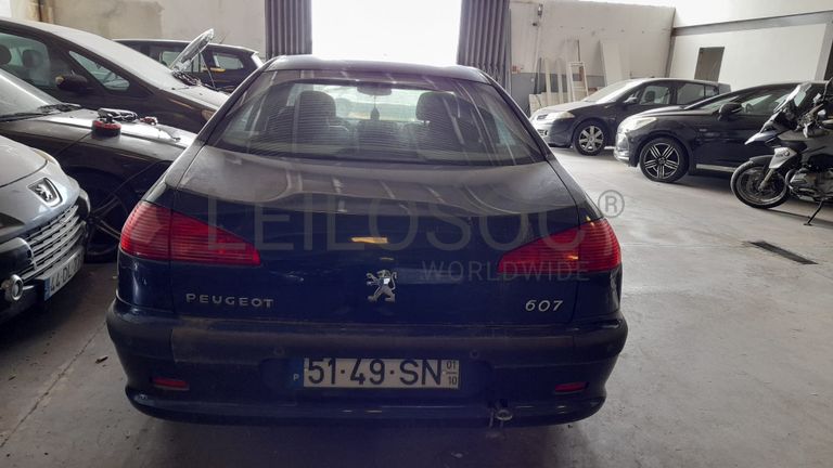 Peugeot 607 · Ano 2001