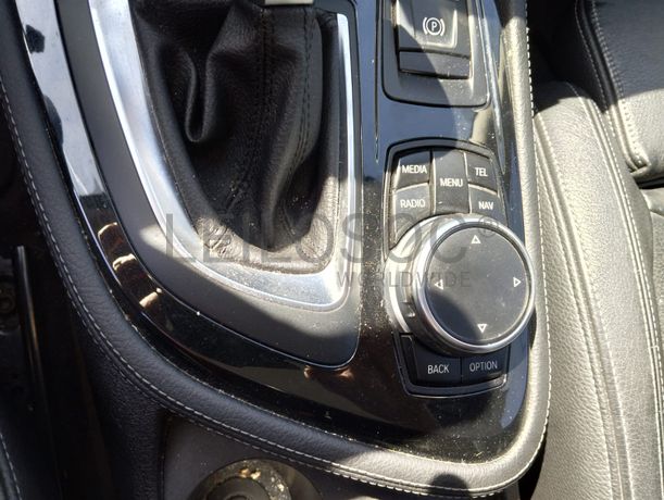 BMW 216D · Ano 2015