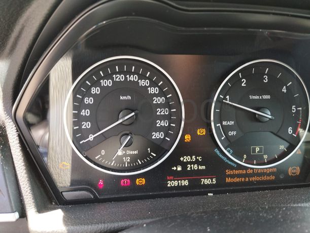 BMW 216D · Ano 2015