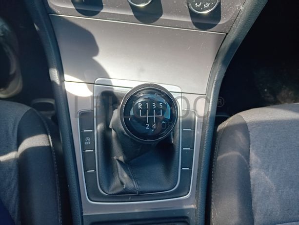 Volkswagen Golf TDI · Ano 2015